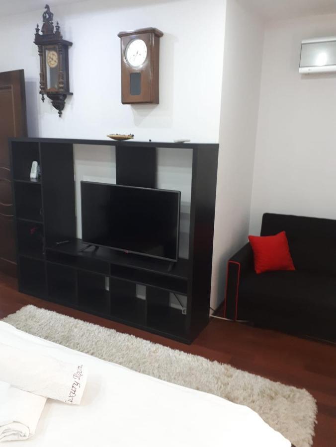 בוקרשט 1St Floor National Arena Monza Studio מראה חיצוני תמונה
